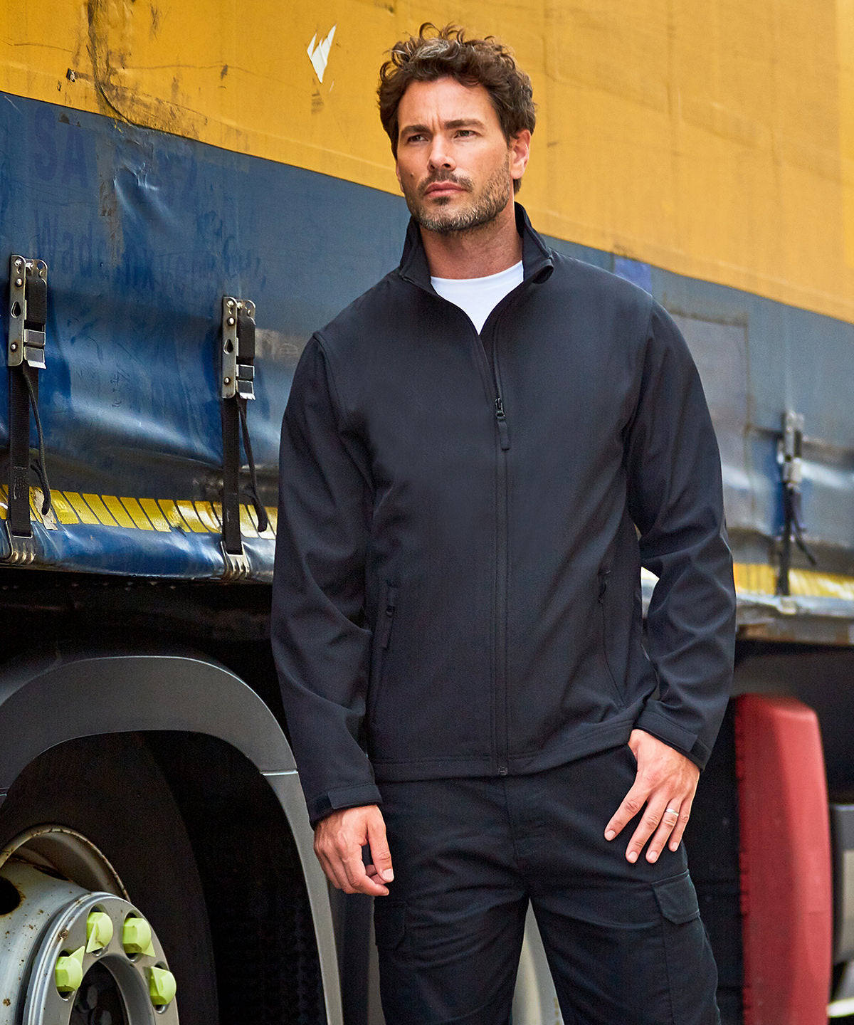 5 x Softshell Jackets