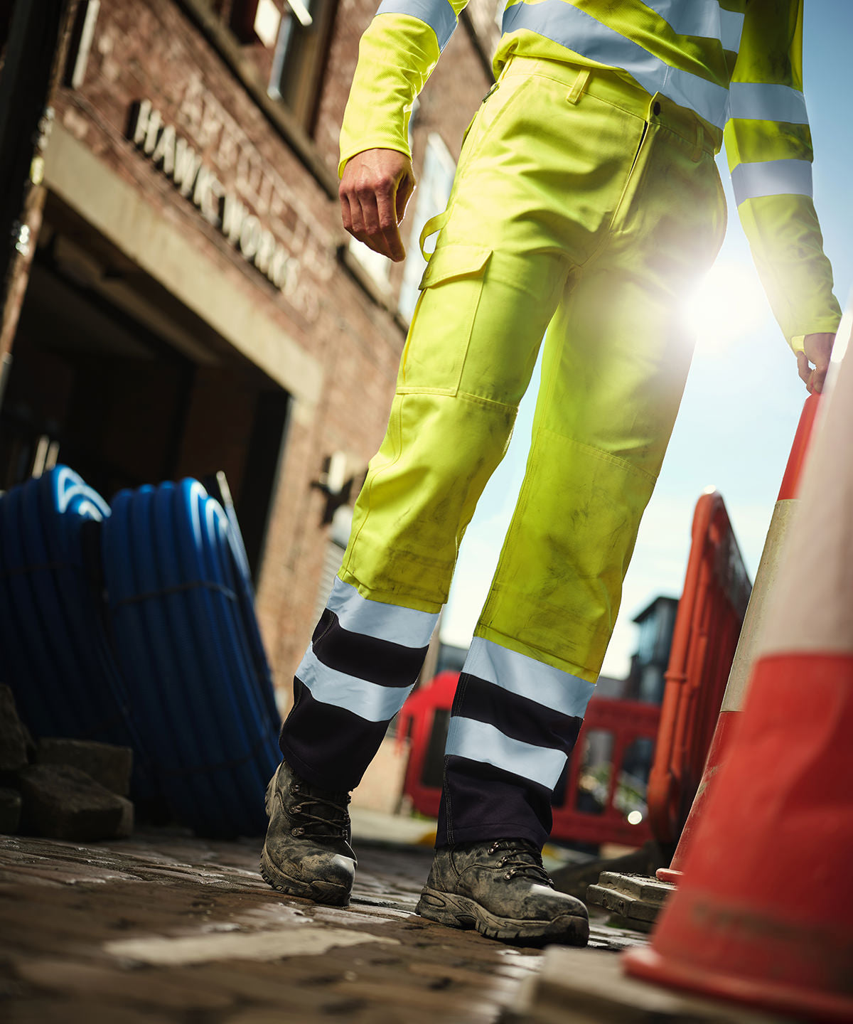 Contrast Hi-Vis Cargo Trouser